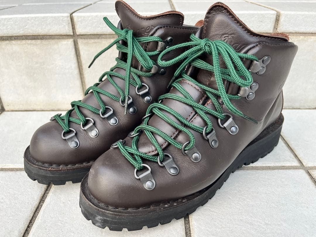 ダナー　DANNERマウンテンライト　ダークブラウン　サイズ24.5 レディース