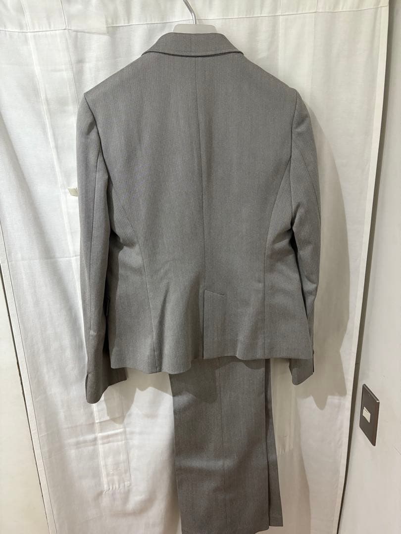 レディーススーツ