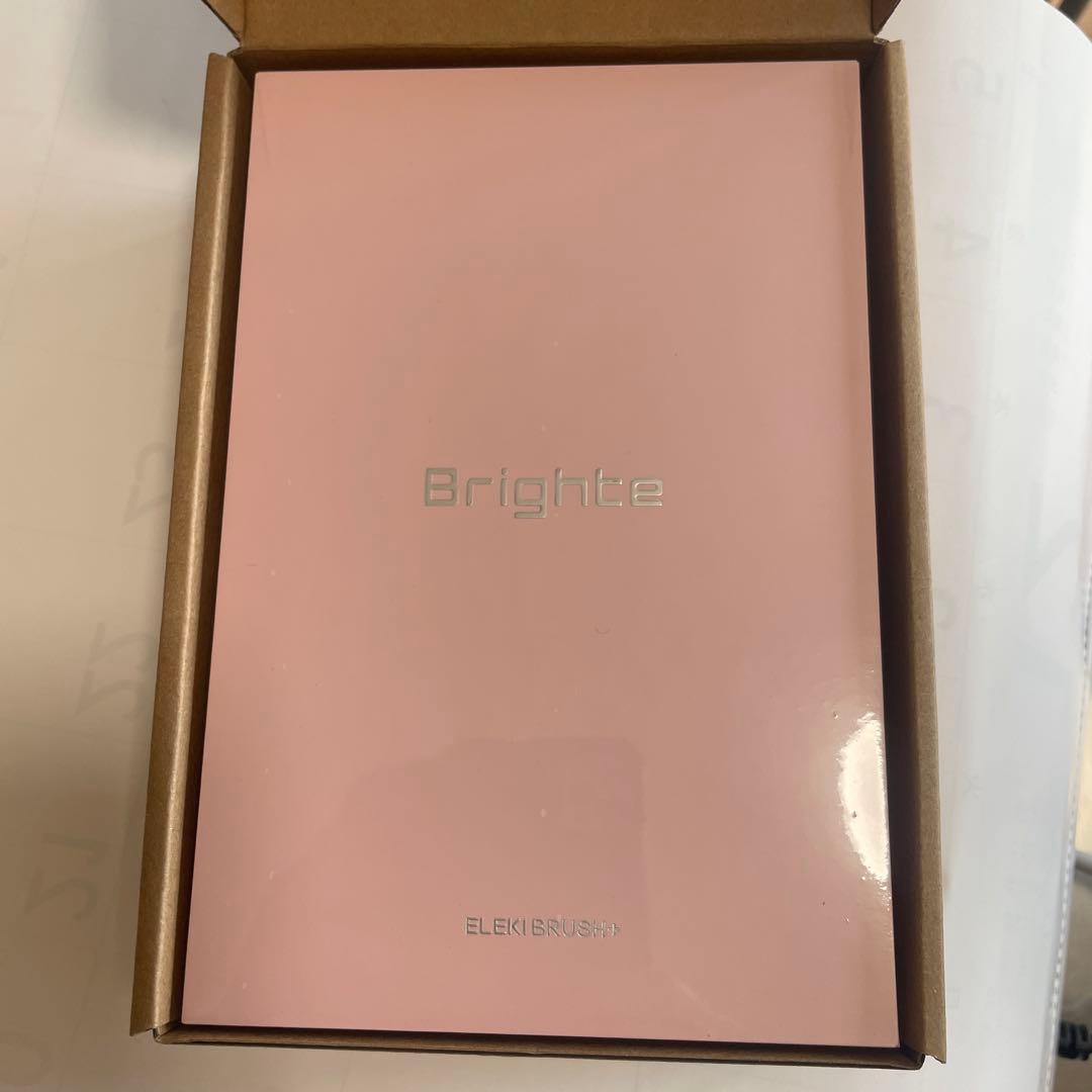 Brighte ELEKIBRUSH+ ピンク（ヘアスカルプブラシのおまけ付き）