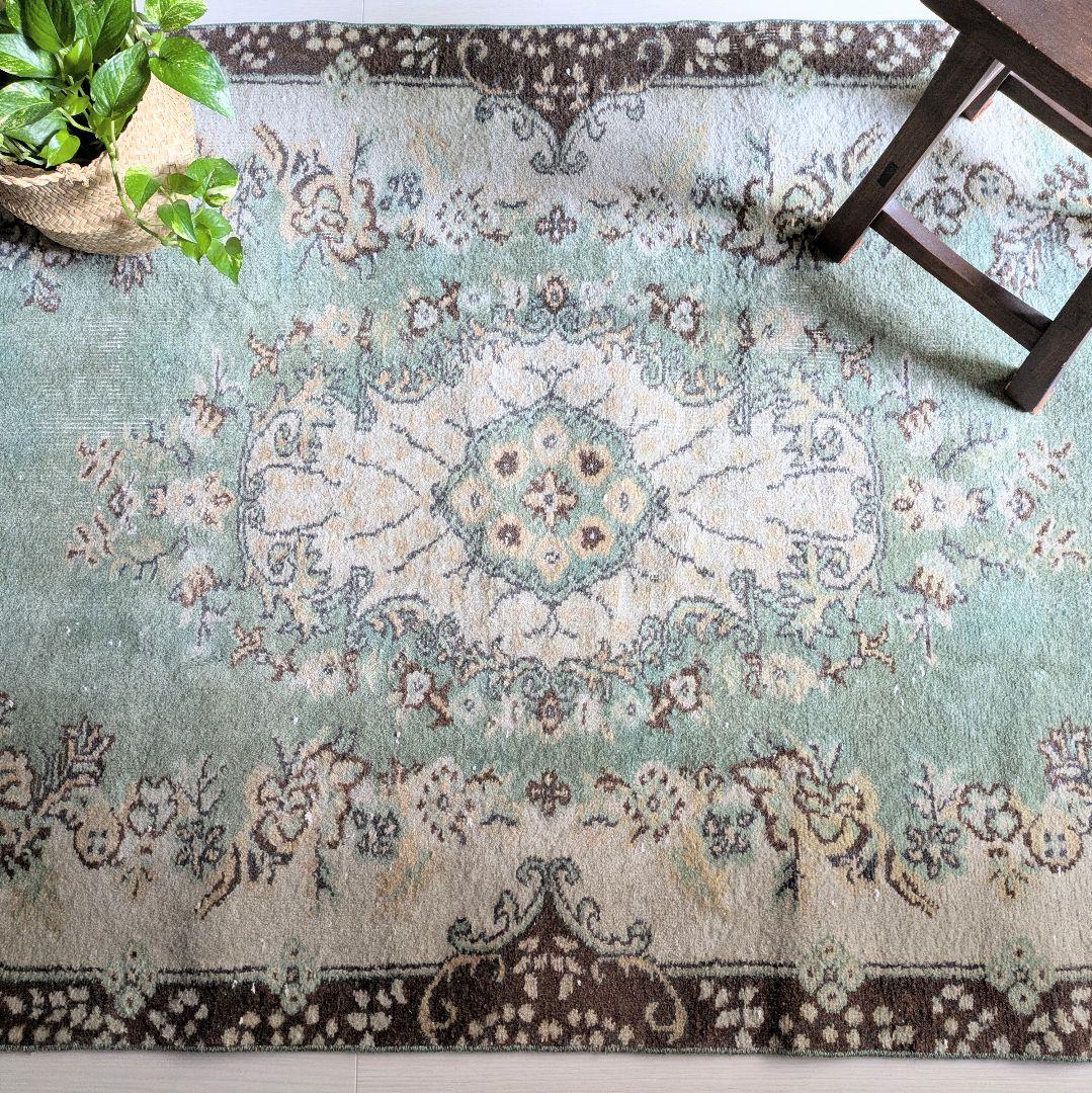 116×219 メダリオングリーン　トルコヴィンテージラグ