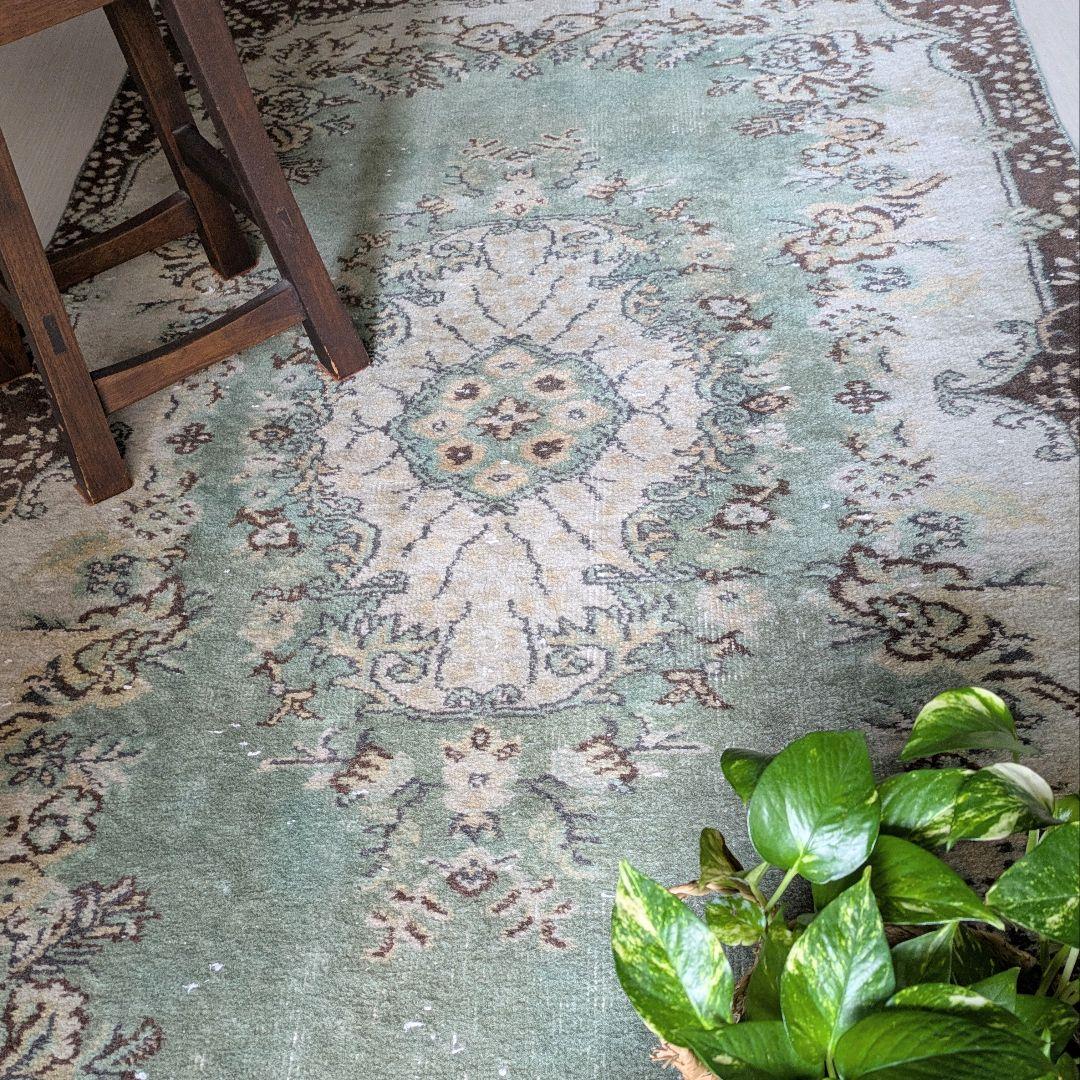 116×219 メダリオングリーン　トルコヴィンテージラグ