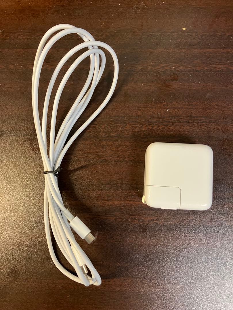 中古 MacBook Air M1 メモリ16GB／ 512GB 箱・付属品あり