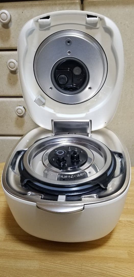 ☆2021年製☆ハイエンドモデル☆タイガー土鍋圧力IH炊飯器 ご泡火炊き