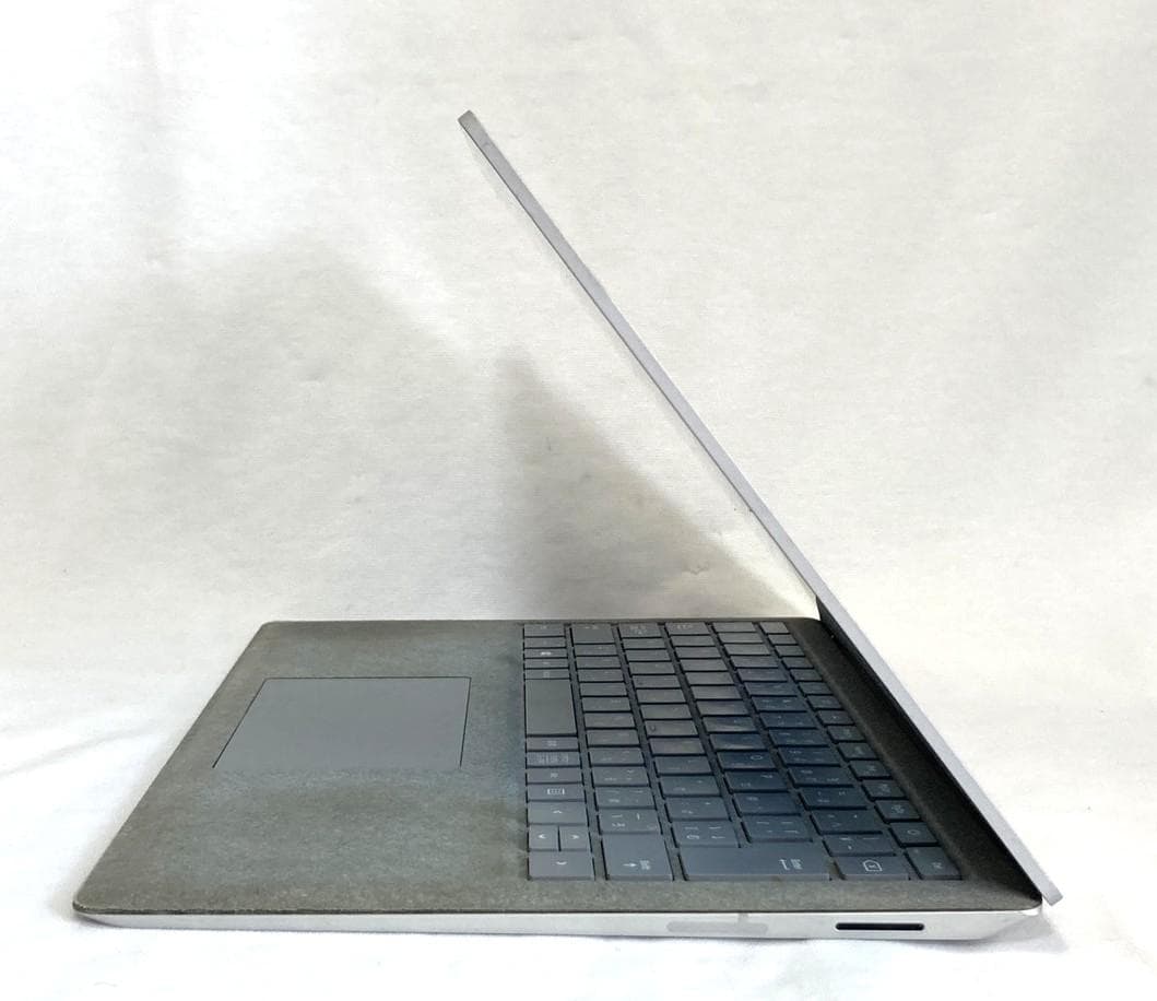 良品 13型 Surface Laptop2 薄型 タッチパネル マイクロソフト