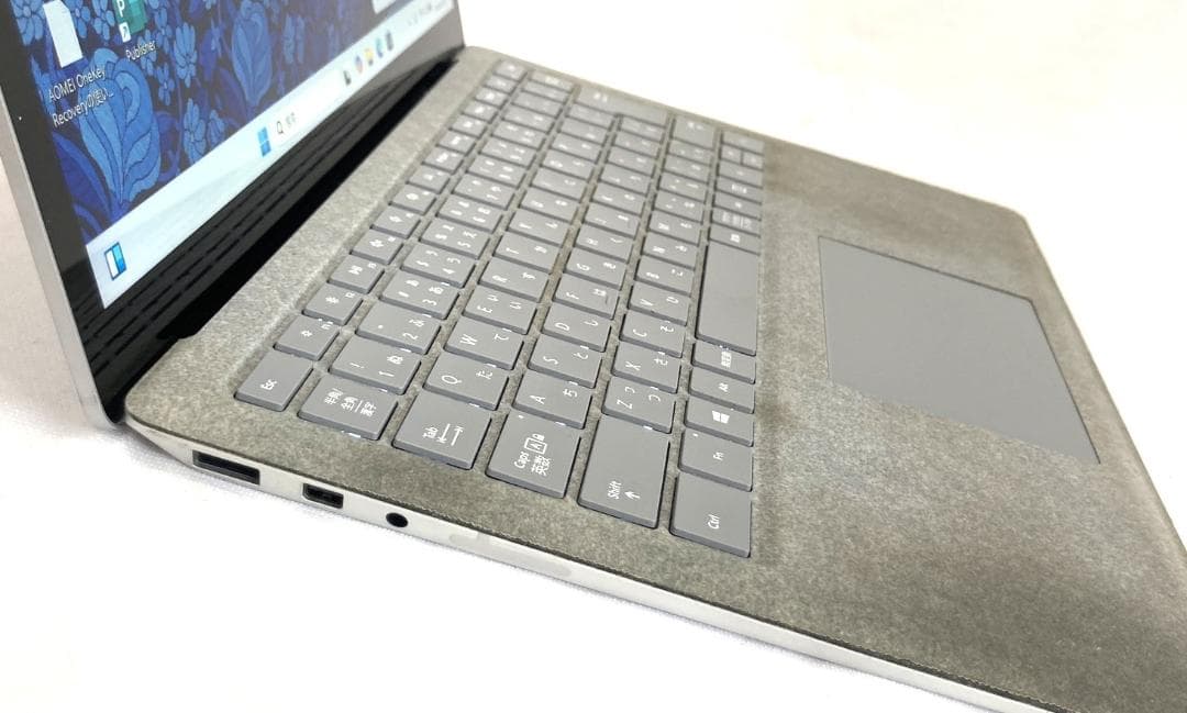 良品 13型 Surface Laptop2 薄型 タッチパネル マイクロソフト