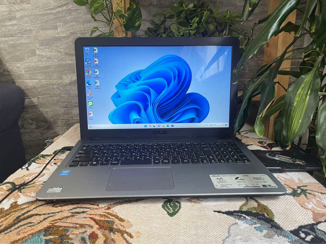 今だけ価格❤️ホワイトノートパソコン♡Windows11♡高性能corei3