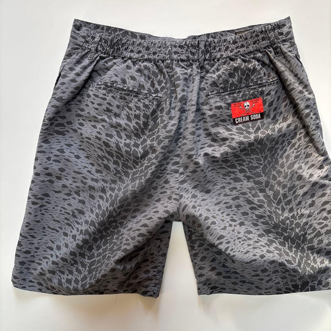 希少！　クリームソーダ　ピンクドラゴン　ブラックキャツ　シャツ　パンツ