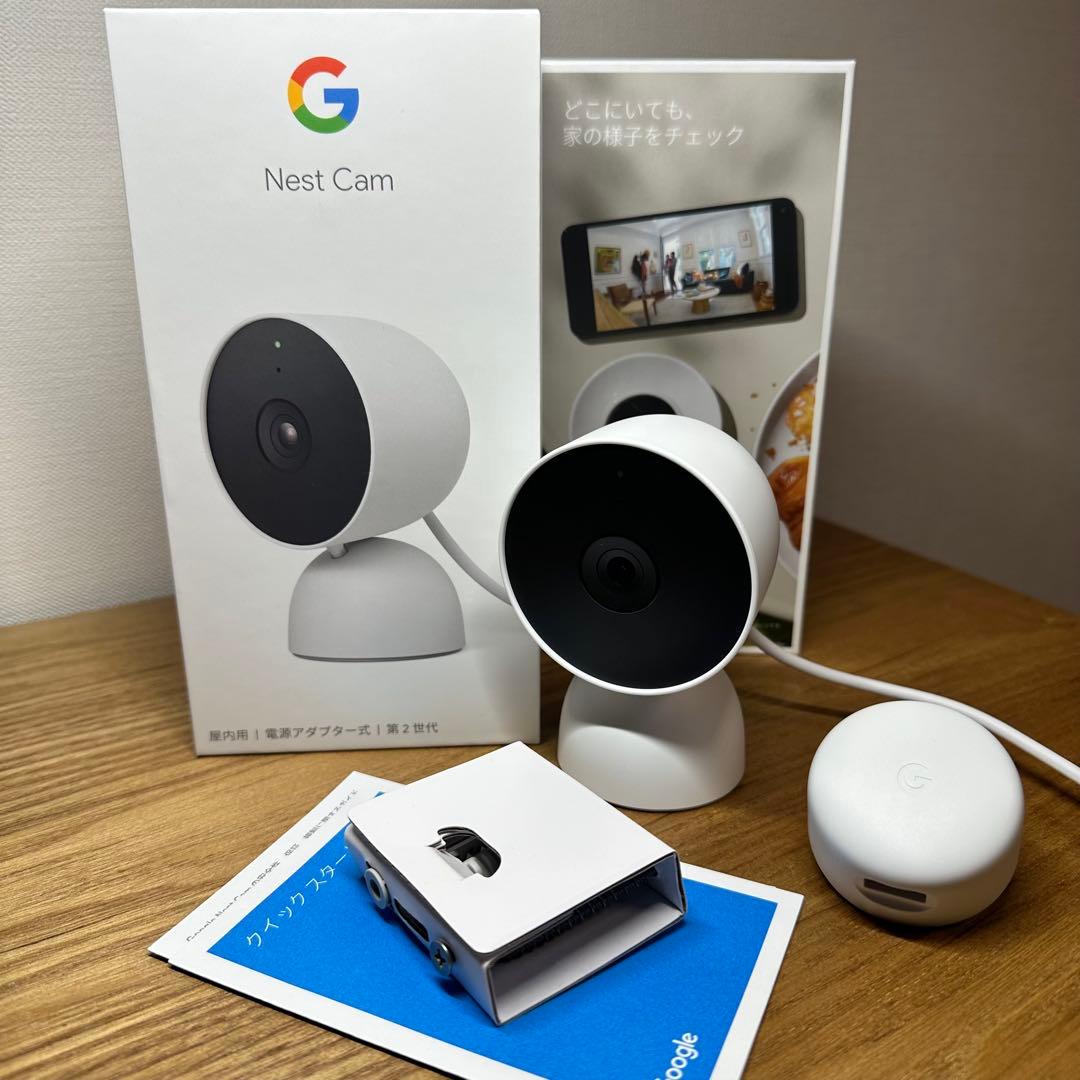 新品同様　Google Nest Cam第２世代（屋内用 /電源アダプター式）