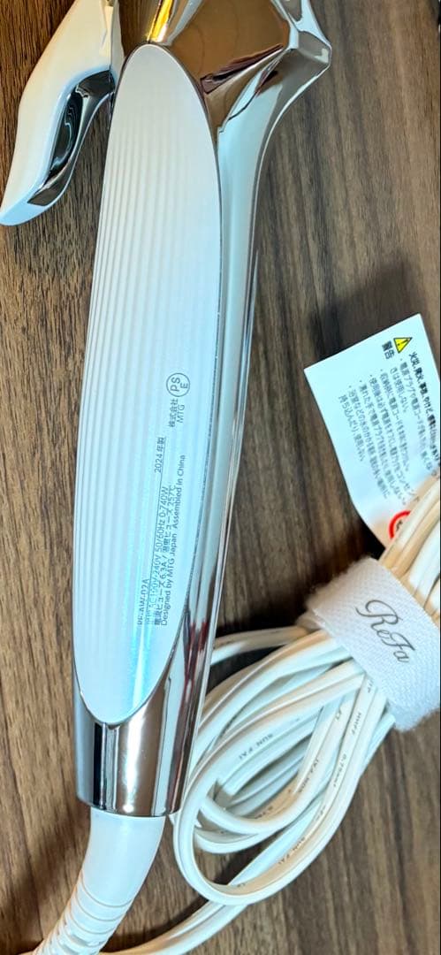 や*ー様 ♡ 美品 ♡ ReFa リファ32mm カールアイロン ♡