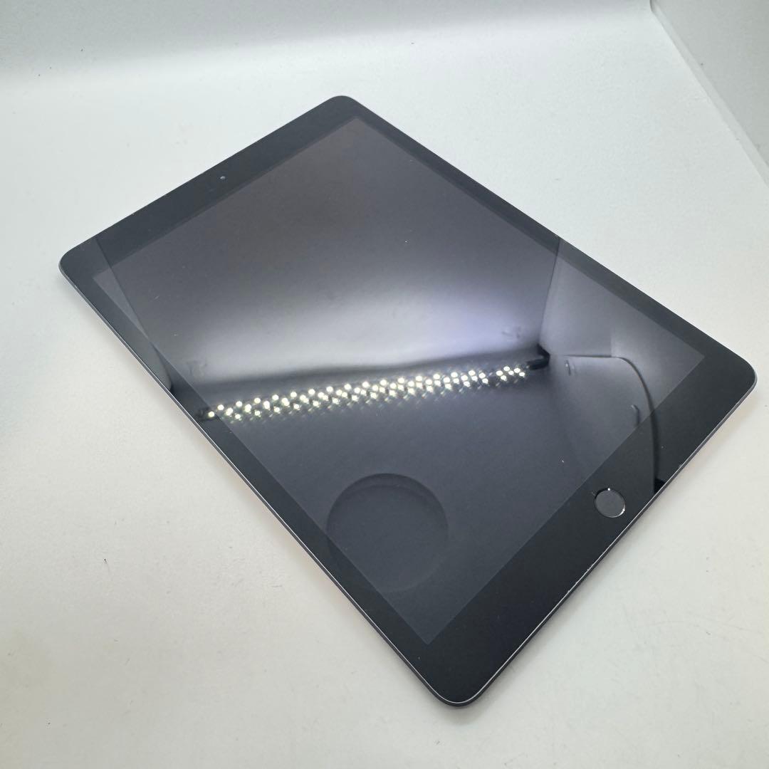 【Wi-Fiモデル】 iPad 第7世代 32GB 本体 動作確認済み