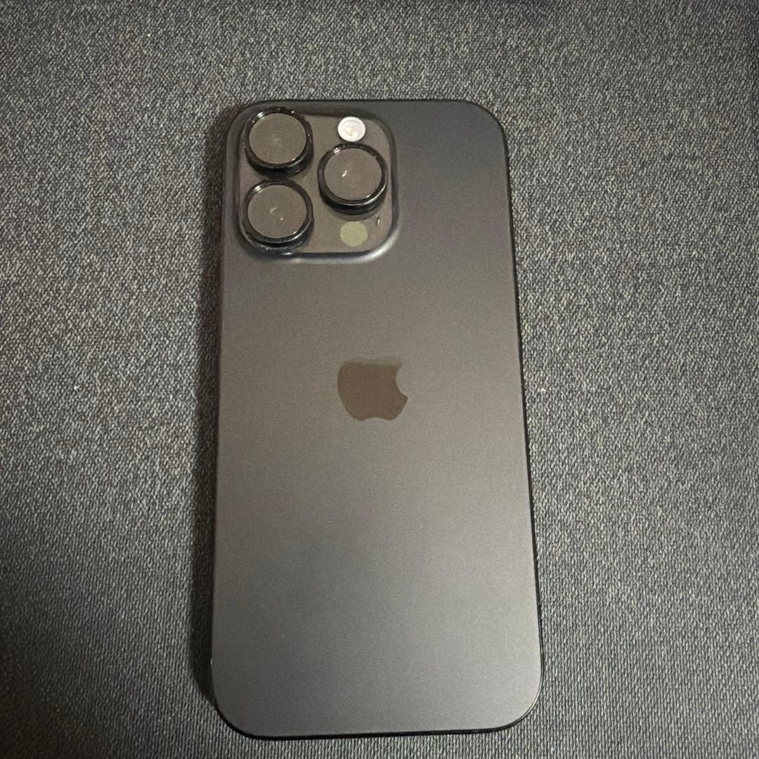 hitomi【超美品】iPhone 16Pro 128GBブラックチタン