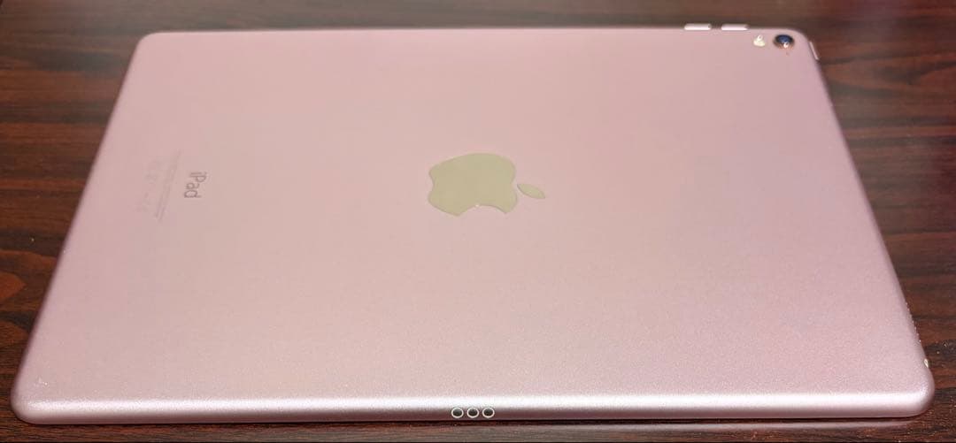 iPad Pro 9.7インチ Wi-Fiモデル 32GB ローズゴールド