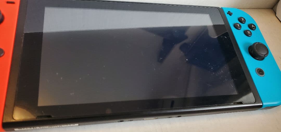 Nintendo Switch 本体 赤/青　追加コントローラー2個付き