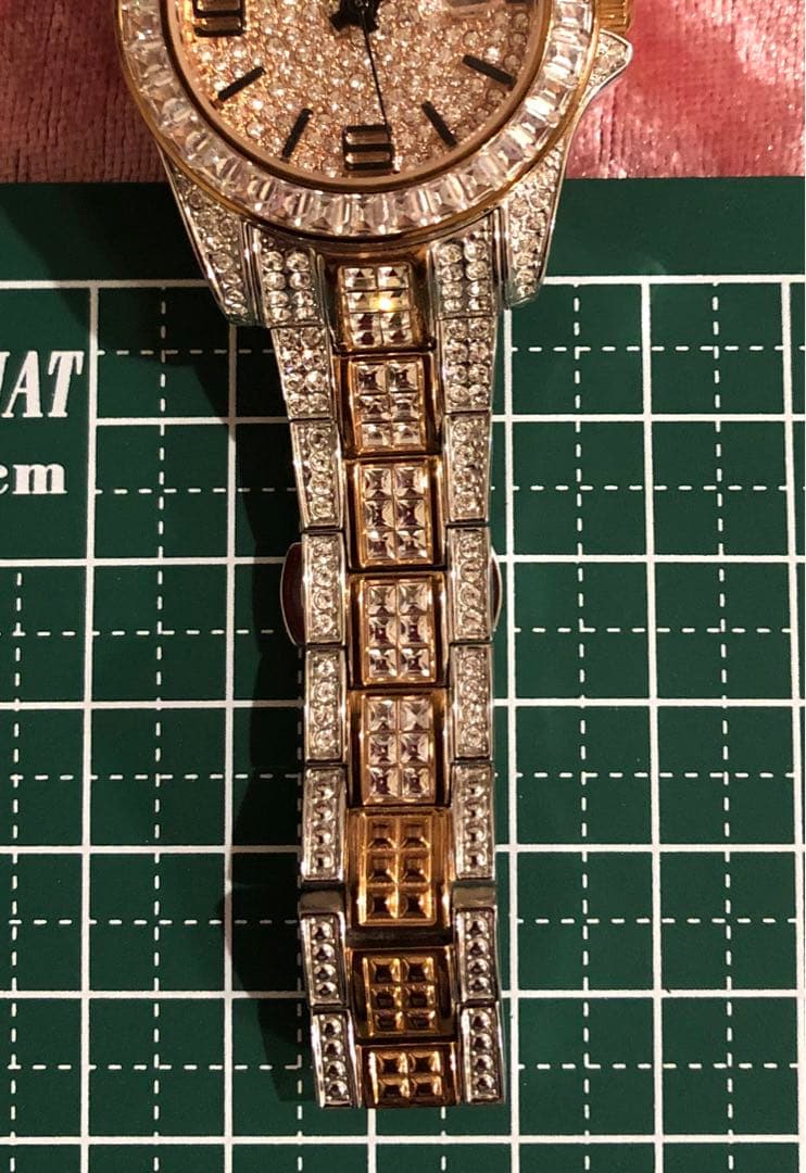【入手困難】⭐️アンコキーヌ⭐️腕時計⭐️ダイヤモンド風装飾 ゴールドシルバー⭐️