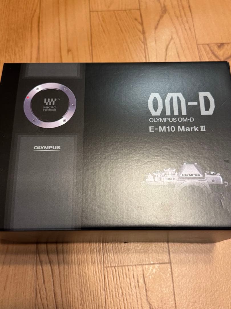 OLYMPUS ミラーレス一眼カメラ OM-D E-M10 MarkIII