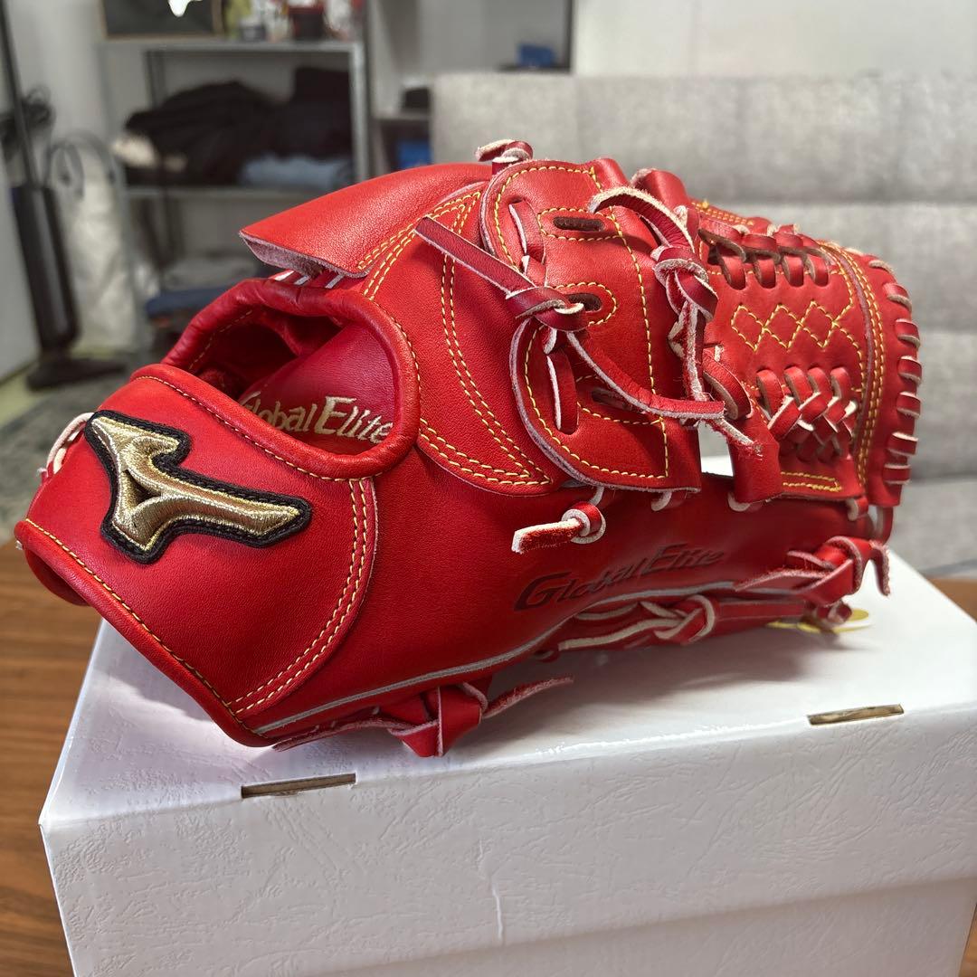 Global Elite 硬式グローブ レッド