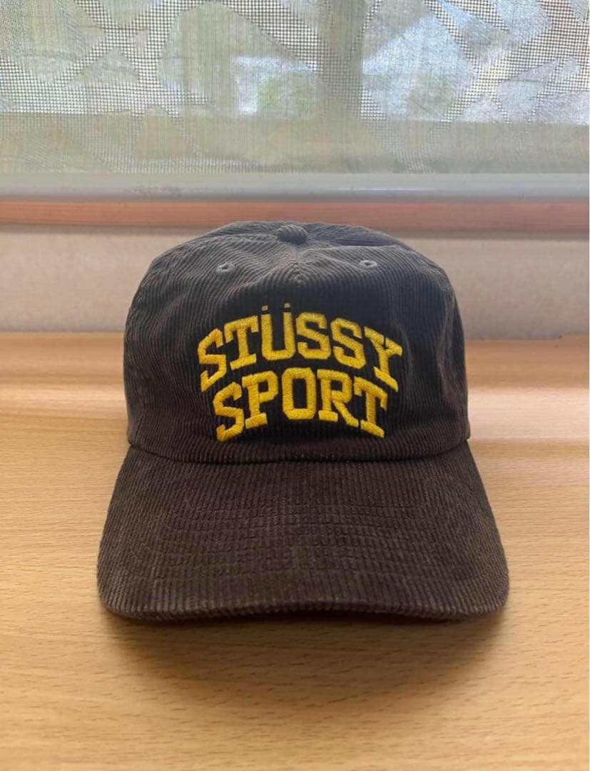 Stussy MID-DEPTH SPORT ARCH STRAPBACK 黒