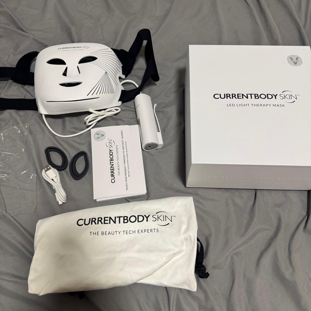 美品！CURRENTBODY ライトセラピーマスクシリーズ