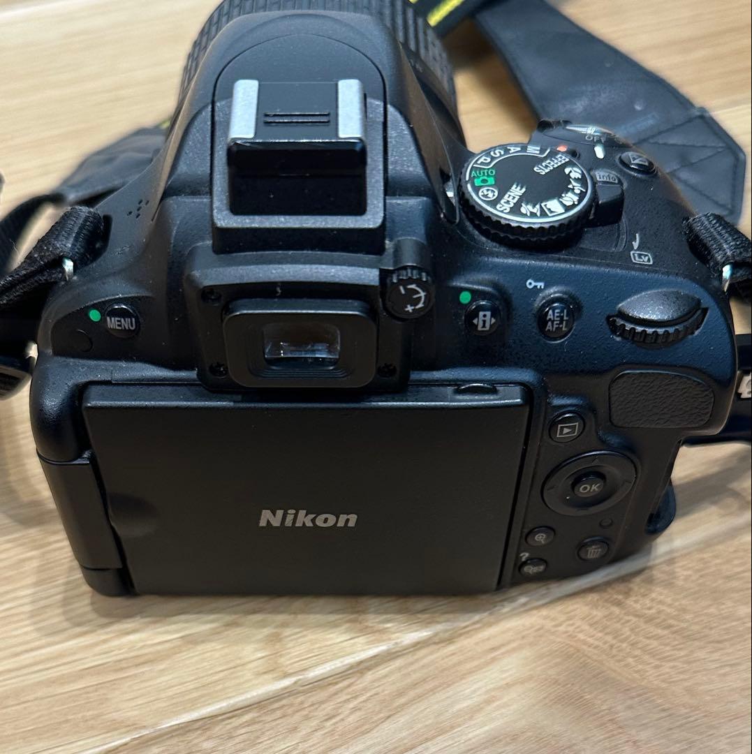 Nikon D5100 カメラ