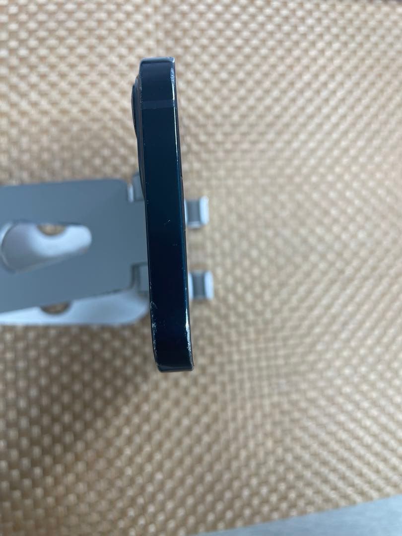 iPhone 13 256 GB ミッドナイトSIMフリー【9728】