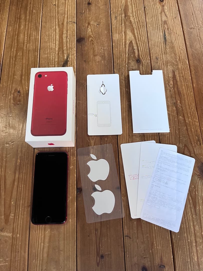 Apple iPhone SE 第２世代 バッテリー93% RED 美品