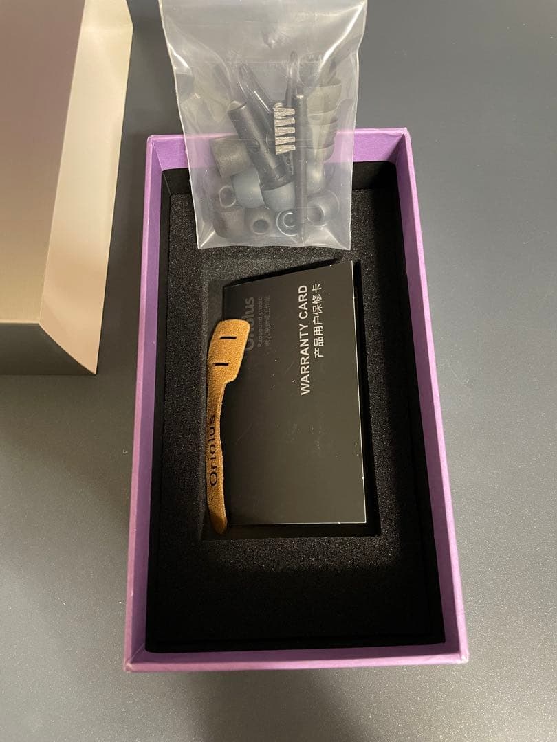 イヤホン Oriolus Szalayi