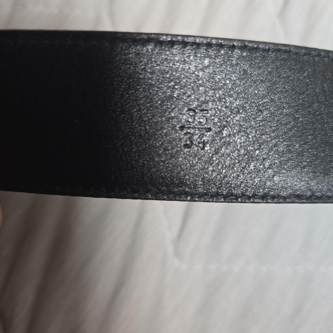 プラダ　レザーベルト　クロコ型押し　機関車プレート　黒