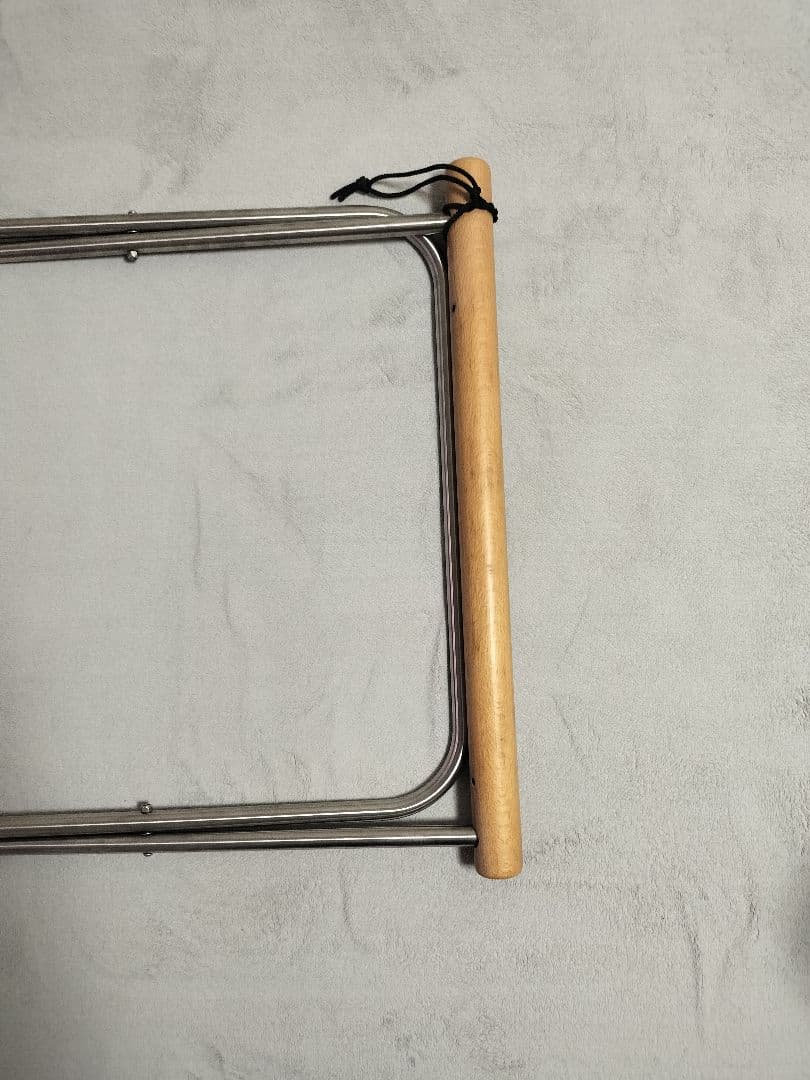 Nychair x 　ニーチェア