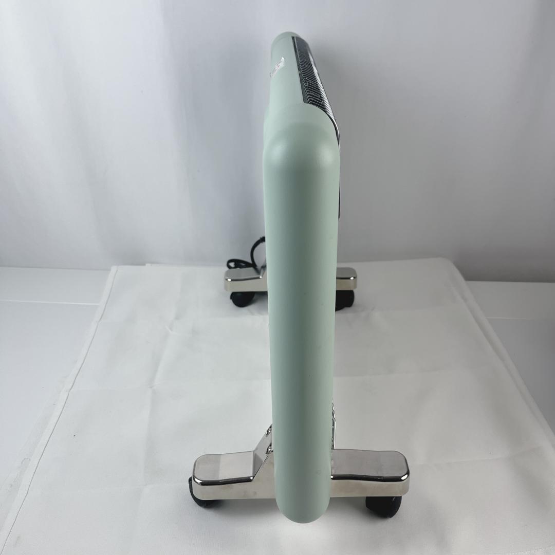 美品☘️ サンラメラ 600W 遠赤外線ヒーター　クラシックグリーン