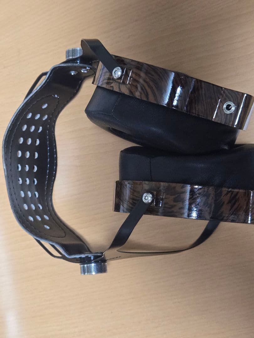 ヘッドホン verum audio verum1