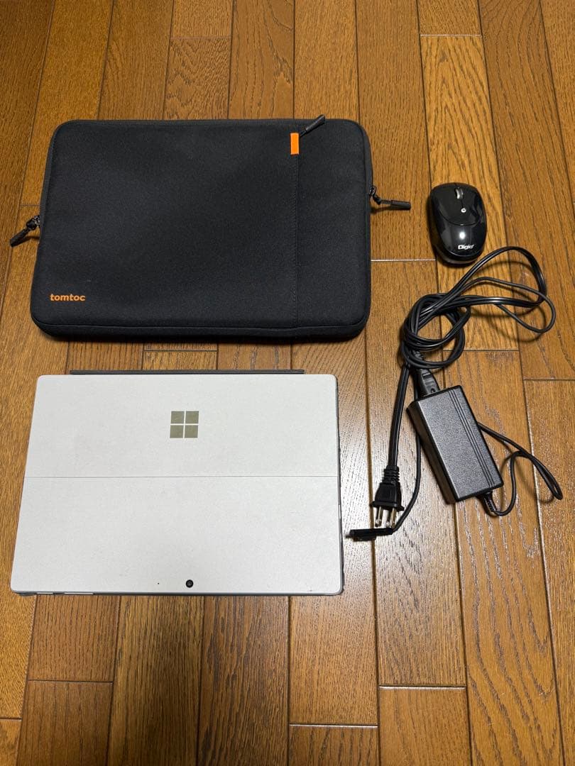 Microsoft Surface pro7（256G）+充電器+ケース+マウス