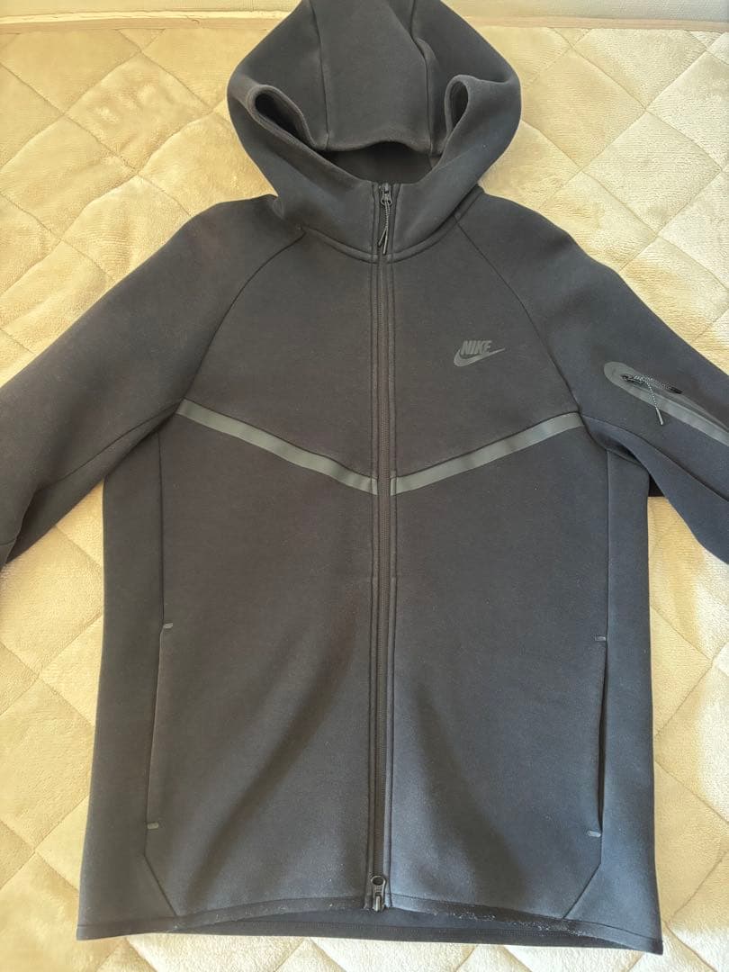 ナイキテックフリース Mサイズ ブラック