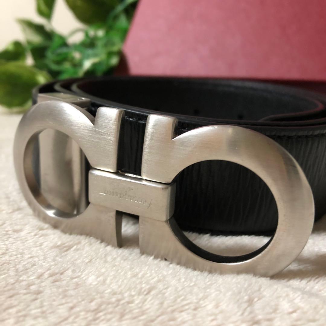 極美品　サルヴァトーレフェラガモ　ダブルガンチーニ　ベルト　黒　ブラック　箱付