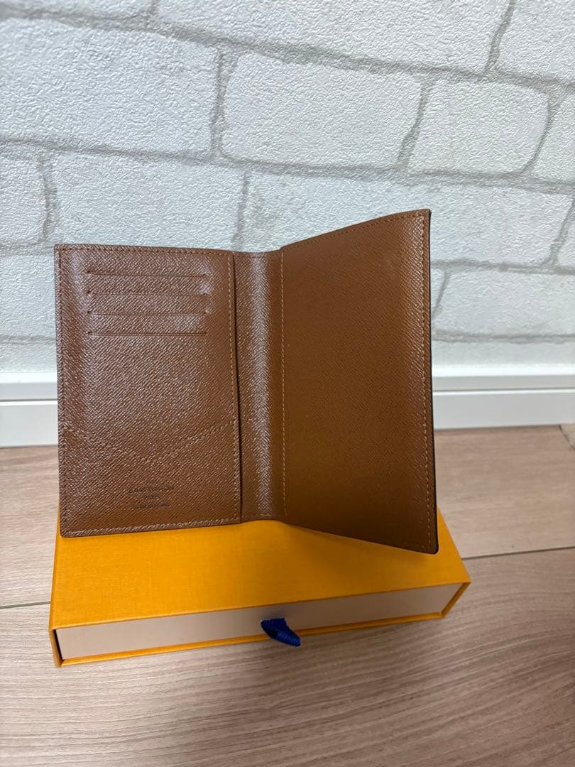 Louis Vuitton モノグラム パスポートケース
