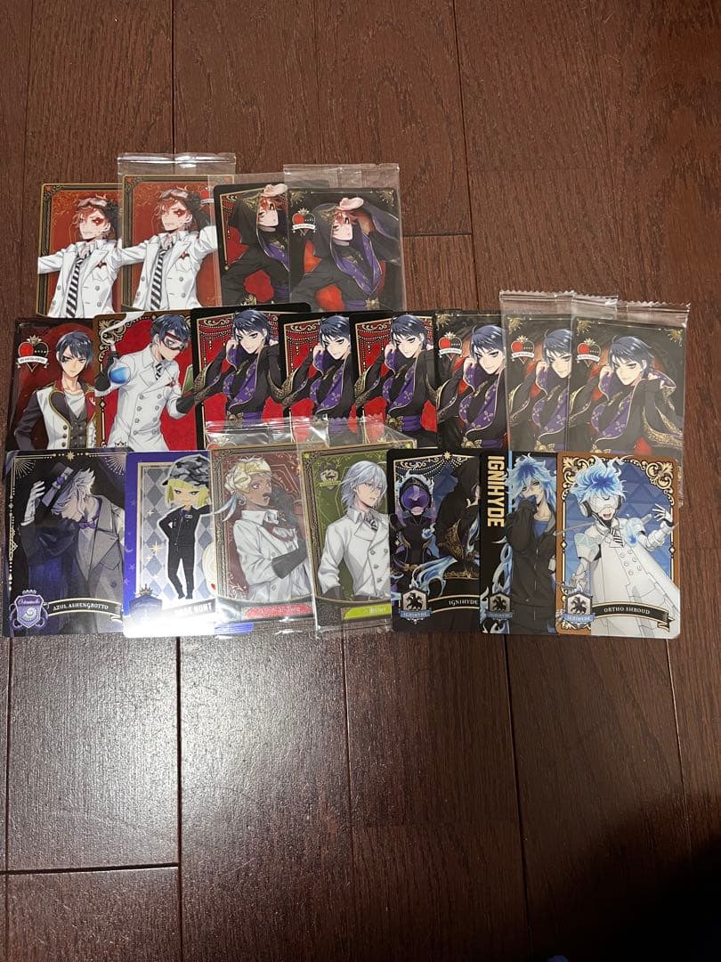 ツイステッドワンダーランド ぬいぐるみ・カード・タオルセット