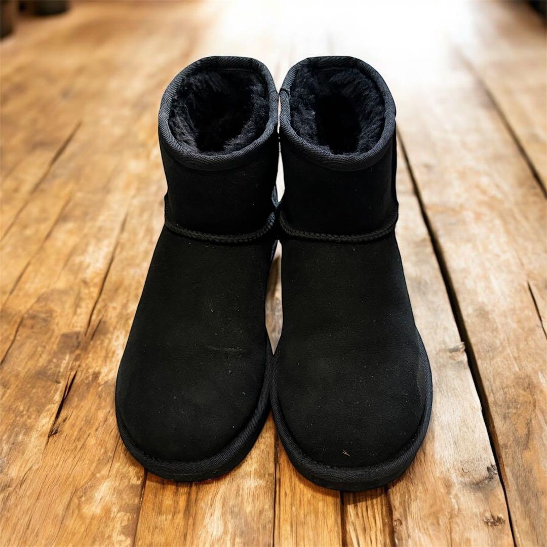 《週末限定最終大幅値下げ》UGG ムートンブーツ クラシックミニ ブラック