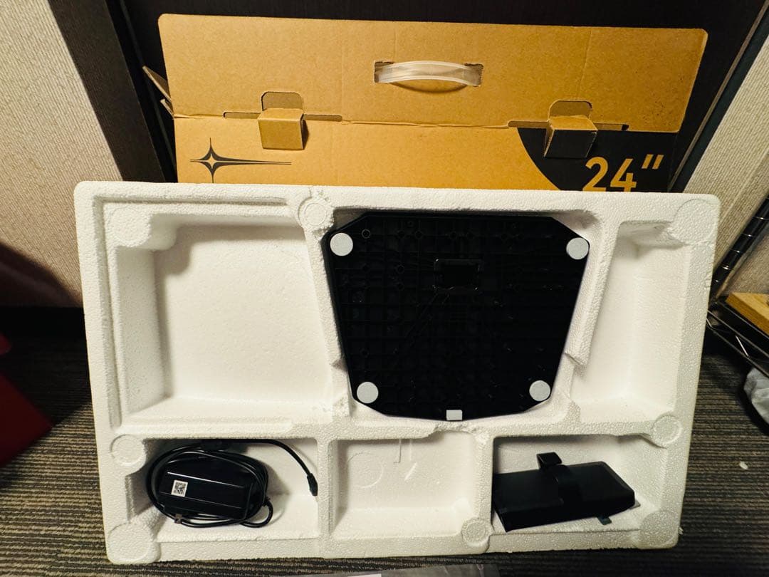 MINIFIRE 24インチ ディスプレイ (rockey さん)