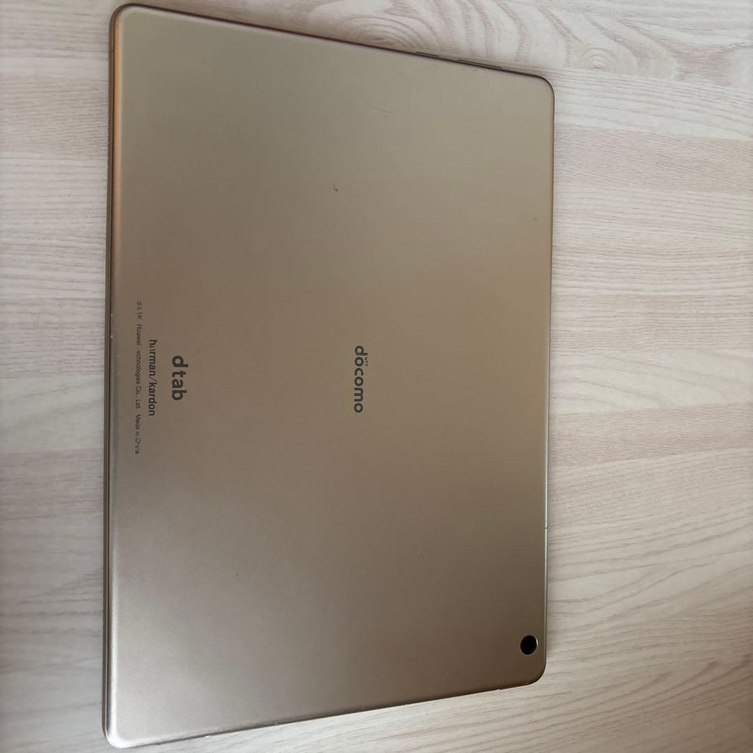 Androidタブレット本体 dtab d_01k 32G