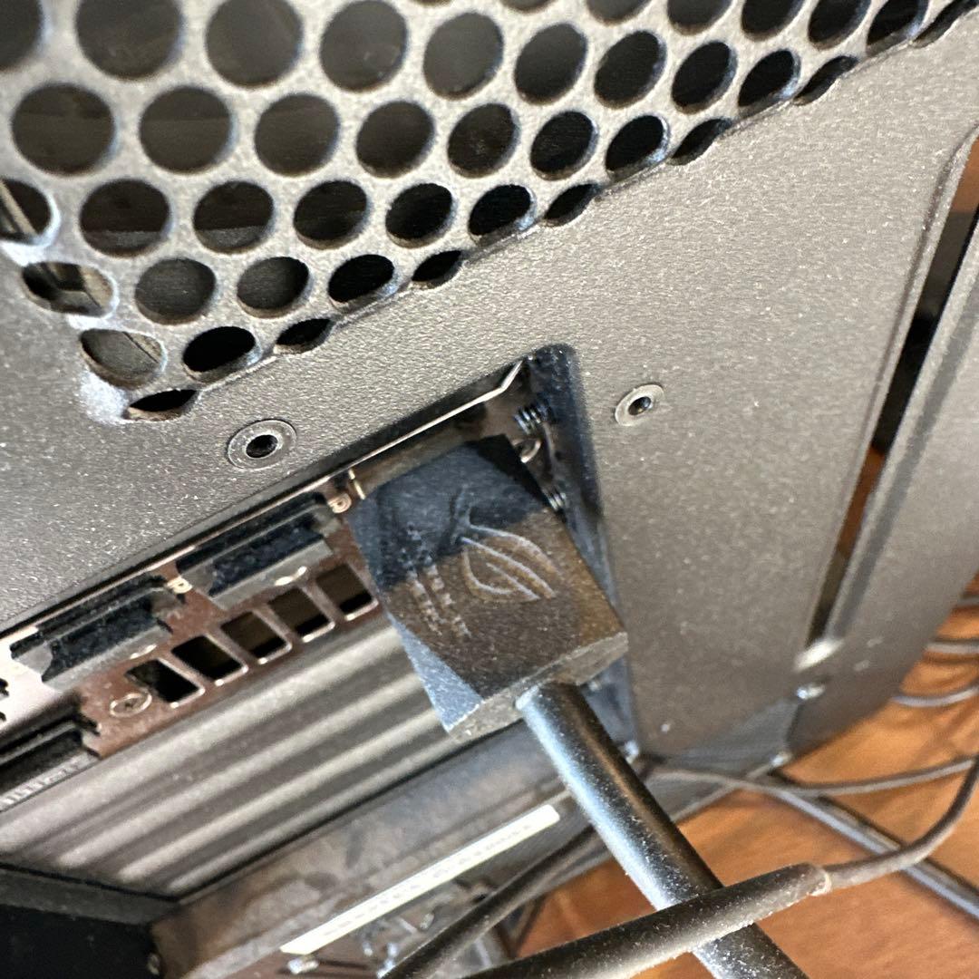 ROG Swift PG32UQ 4Kモニター 本体