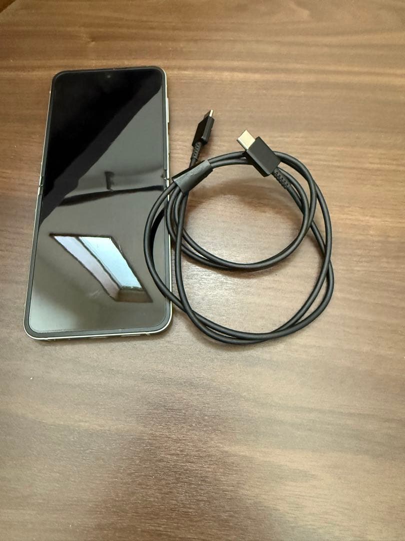 Samsung Galaxy Z Flip6 512gb simフリー美品
