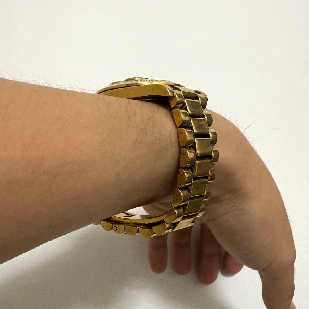 【格安】BALENCIAGA ゴールドブレスレット 時計風