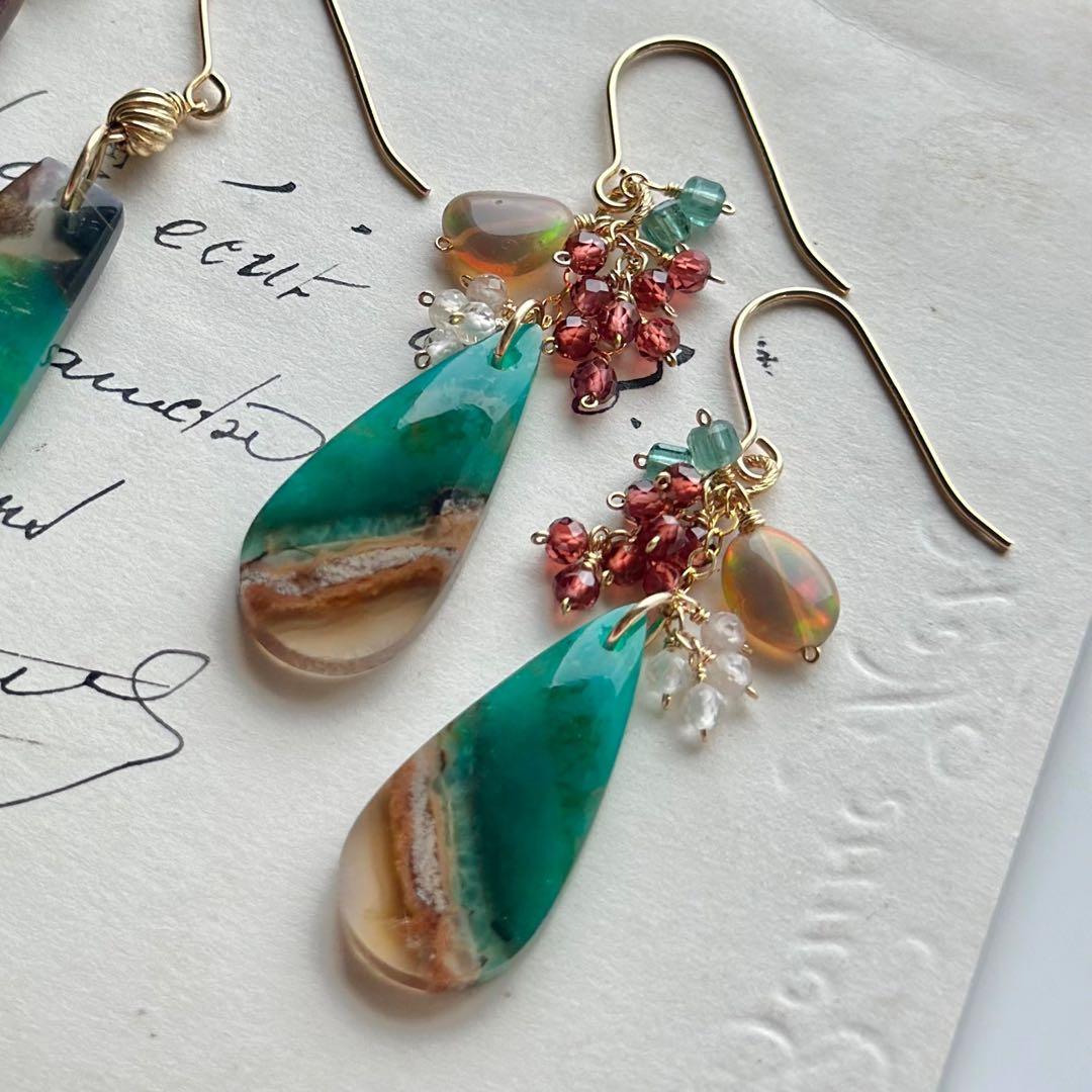 オパライズドウッド・オパールピアス/イヤリング