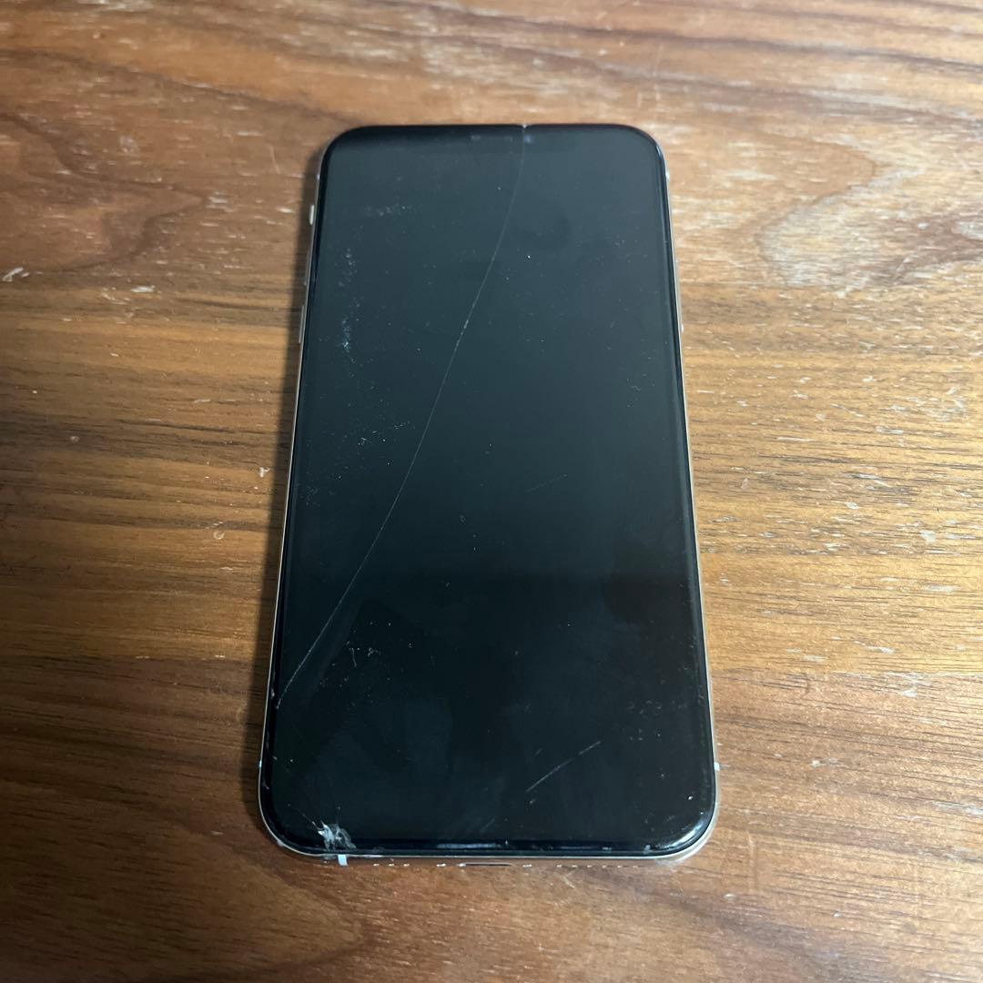 Apple iPhoneXS ホワイト 256 画面傷あり