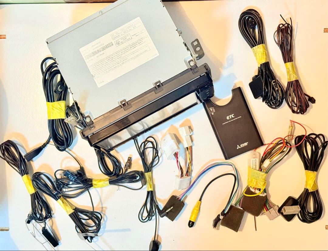 ダイハツ純正　7型ワイド　NSZN-W70D