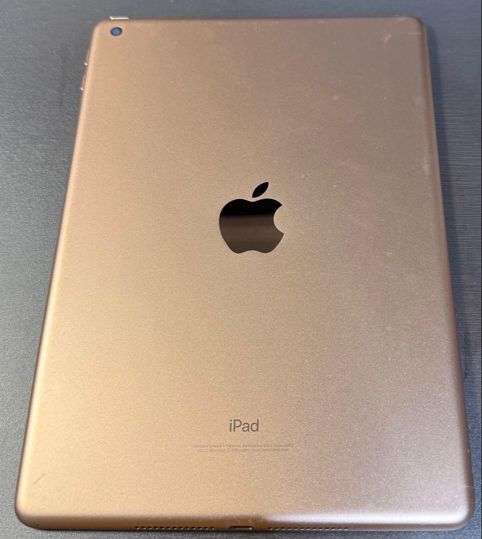 iPad 第6世代　32GB 10.2インチ 本体