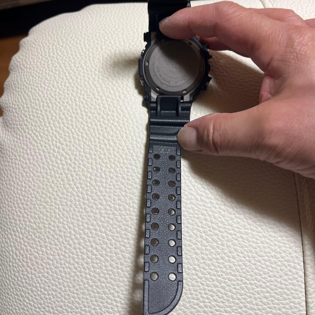 CASIO G-SHOCK チタン デジタル腕時計