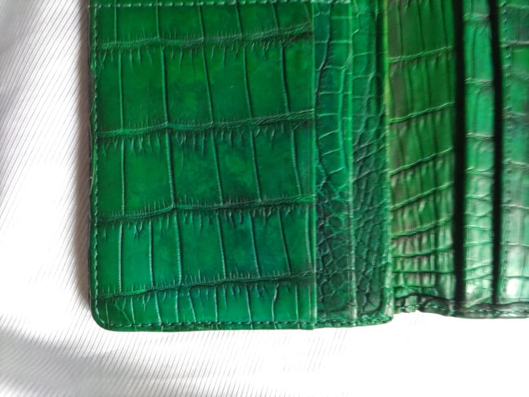 定価11.3万 全面ナイルクロコダイル 長財布 グリーン革芸人日本製