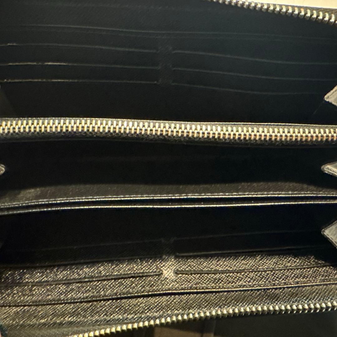 ルイヴィトン　長財布　エピ ジッピーウォレット ブラック