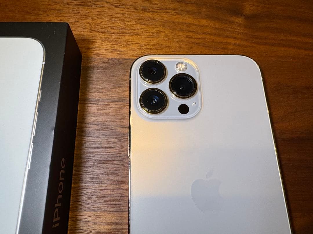 【美品】Apple iPhone13ProMax 128G ゴールド