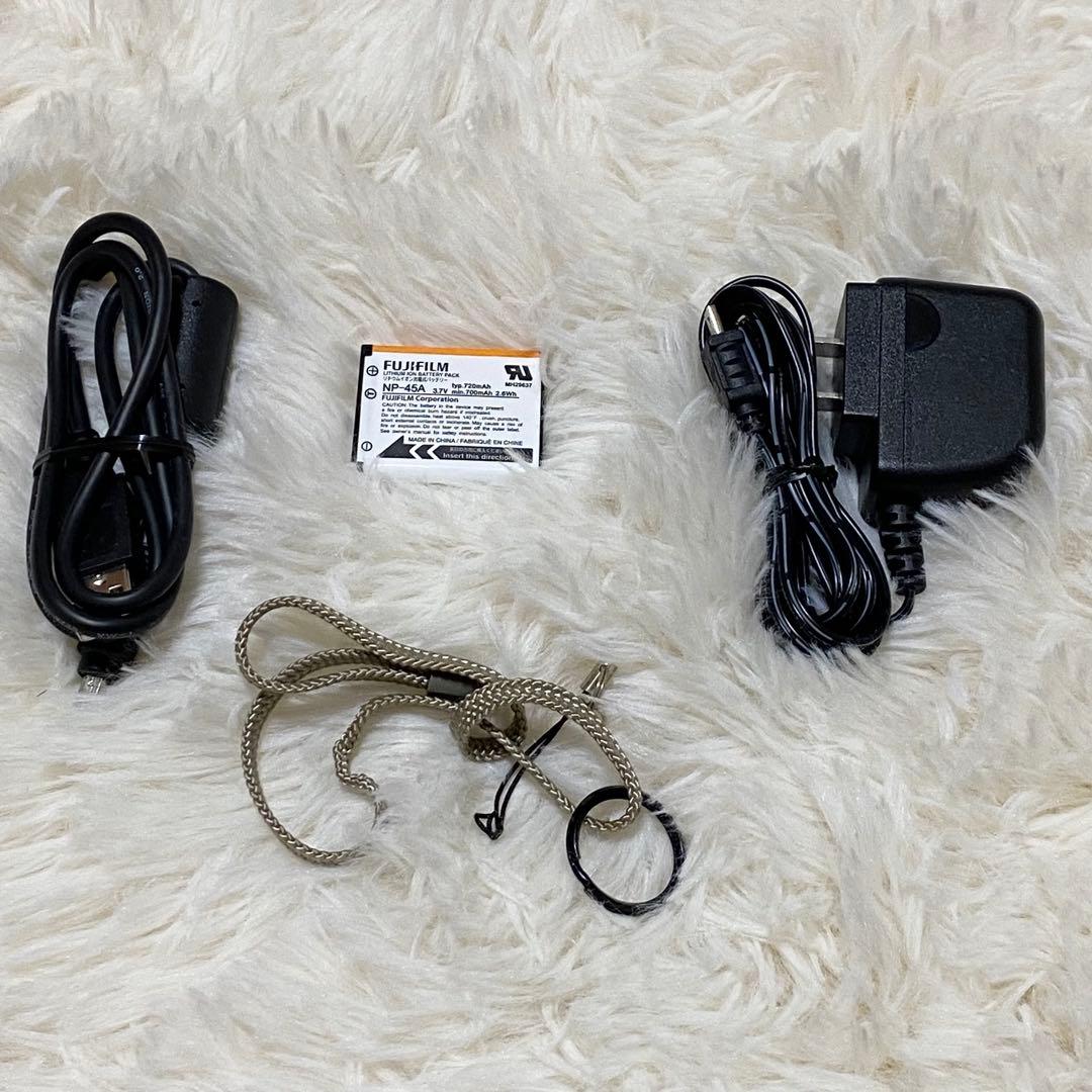 【極美品】【動作確認済み】【完品】FUJIFILM Finepix J30